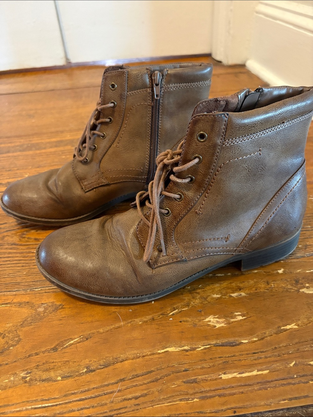 Women’s G.H. Bass & Co. Brown Lace-Up Side-Zip Ankle Boots